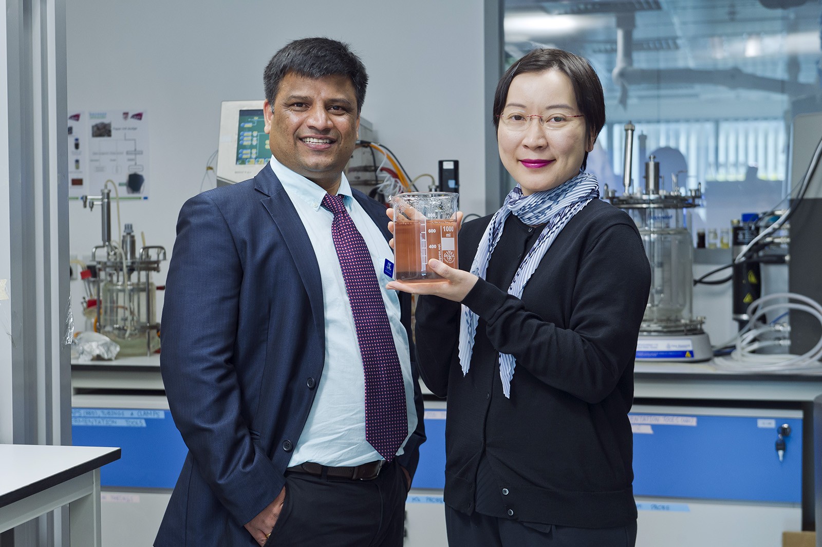 Dr Carol Lin (right) researches the use of cellulose based hydrogel to cultivate 10 distinct probiotic bacterial simultaneously in collaboration with Dr Srinivas Mettu at the University of Melbourne, Australia.