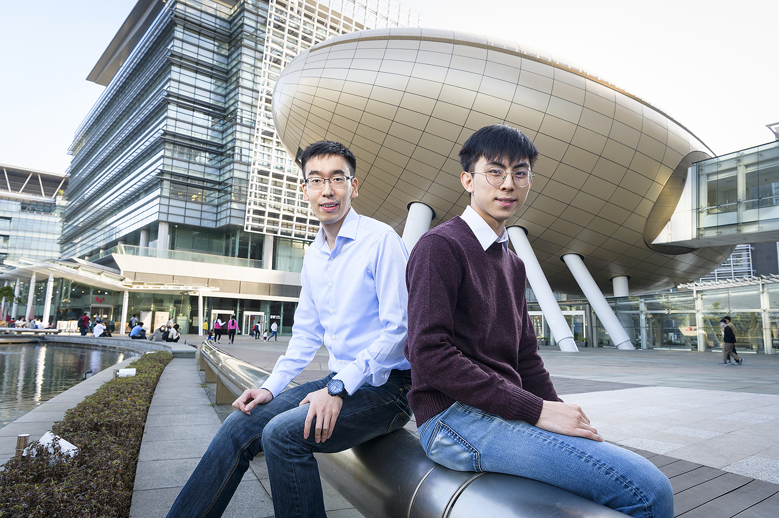 Dr Leung (left) and Mr Law (right) were selected for the HKSTP’s prestigious leadership programme.