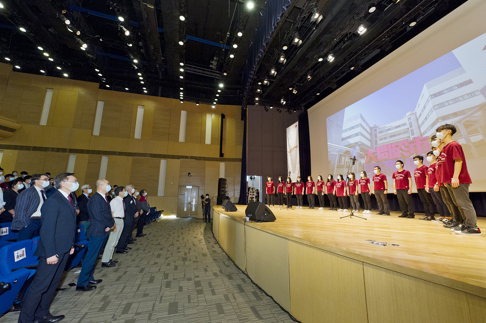 The debut performance of the English version of CityU anthem.