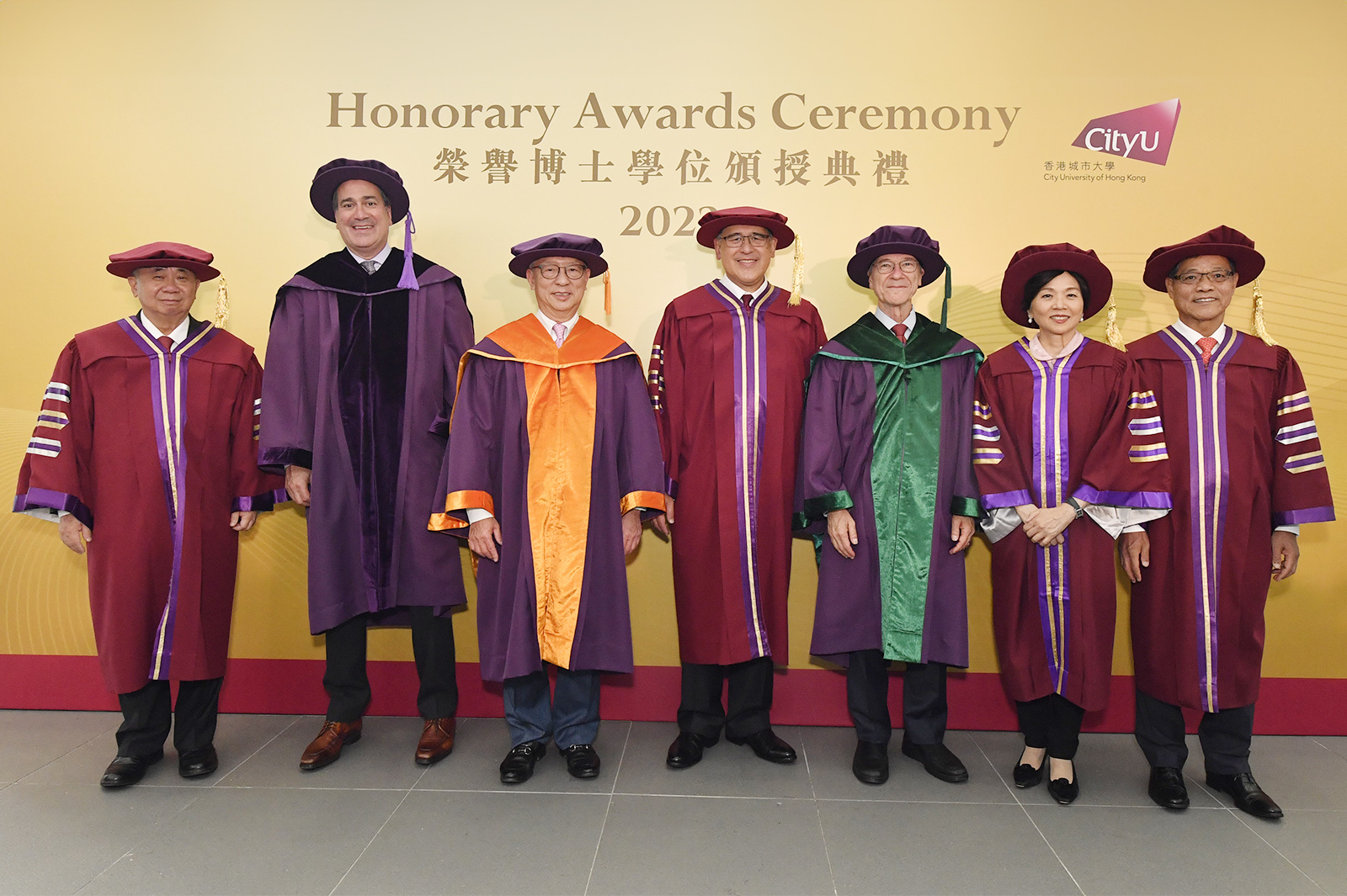 (From left) President Freddy Boey, Professor Chad A. Mirkin, Dr Roy Chung Chi-ping, Mr Lester Garson Huang, Professor Jeffrey D. Sachs, Ms Lilian Chiang Sui-fook and Mr Charles Chin Ying-on.