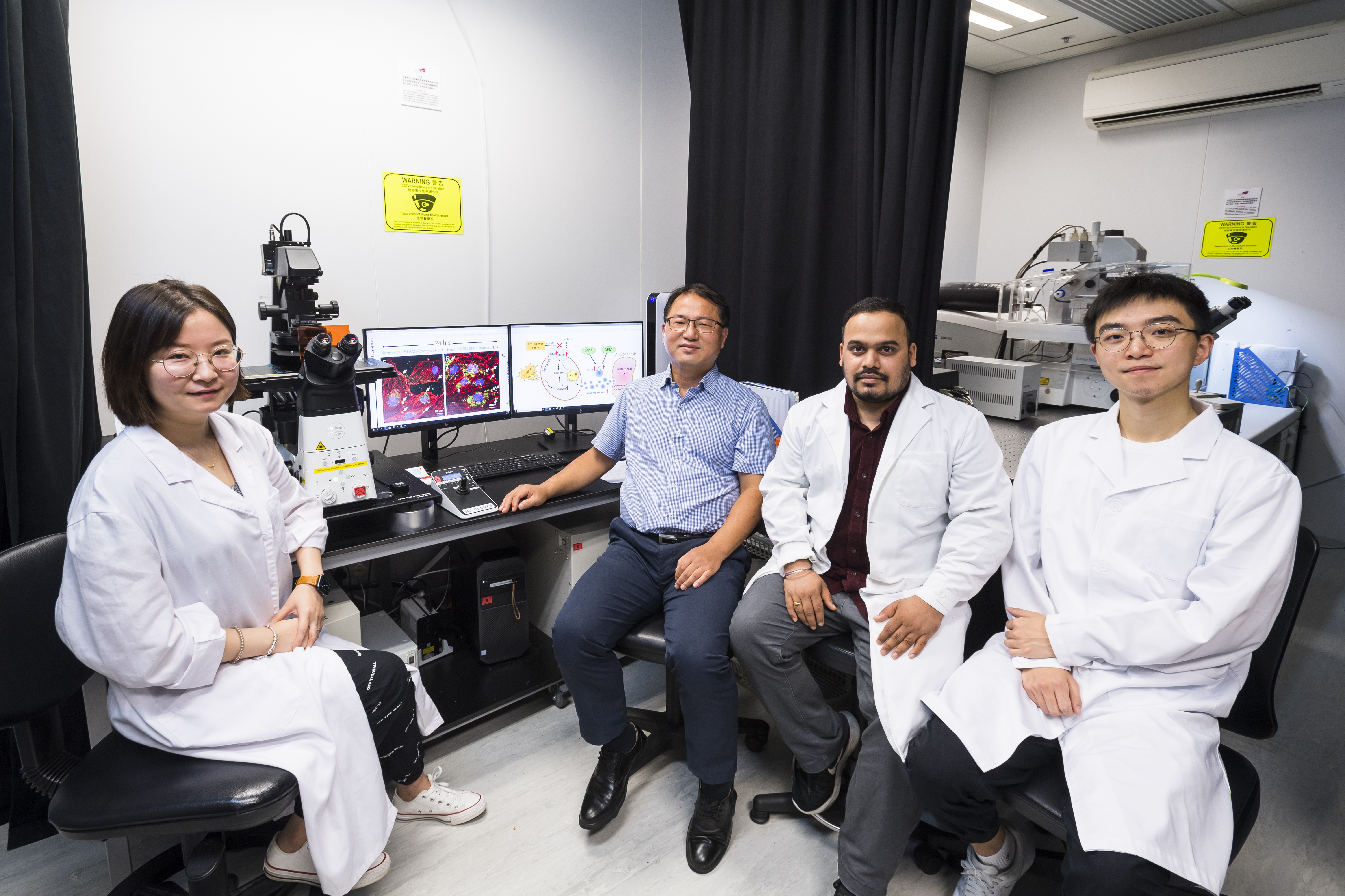 Dr Lee Youngjin and team