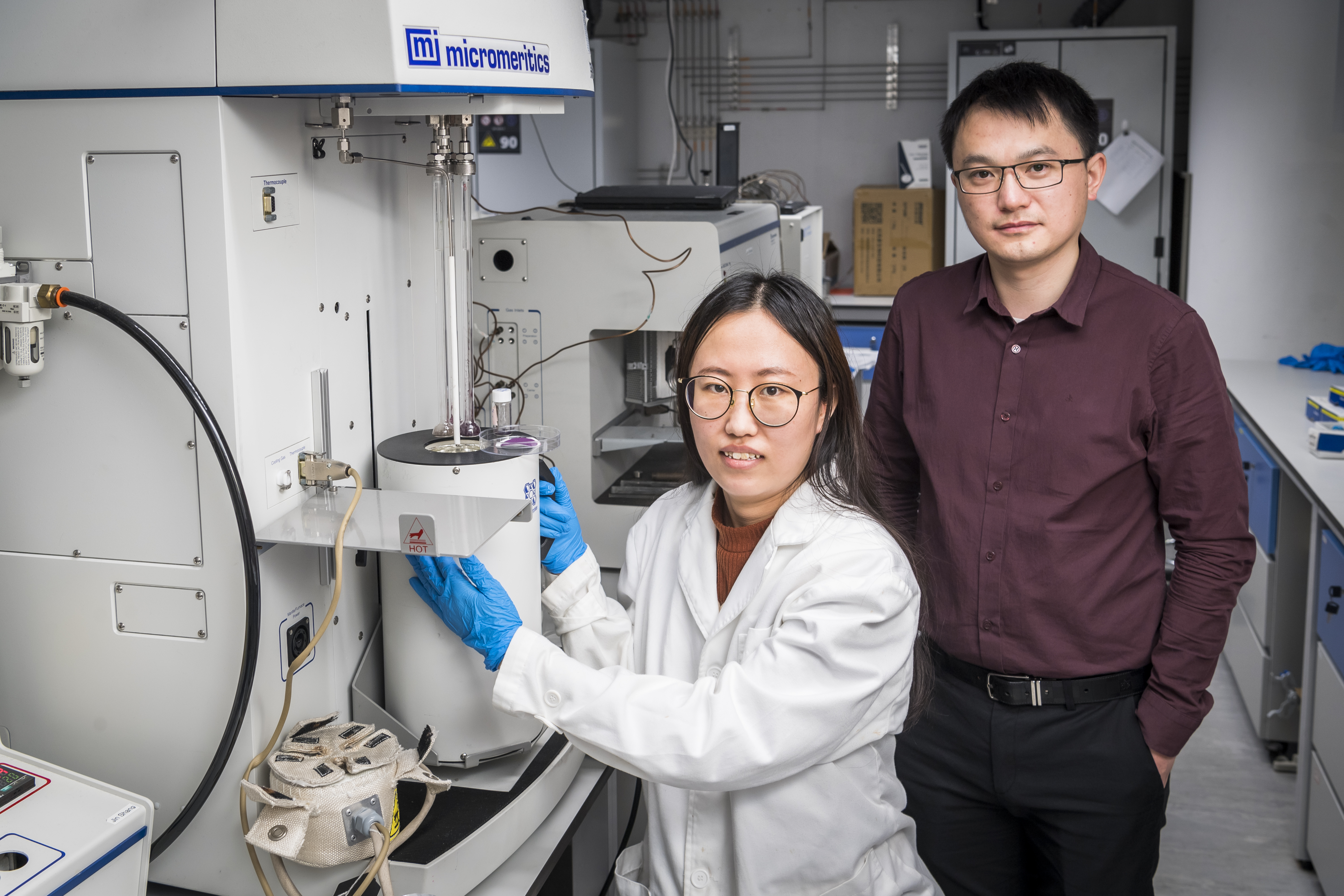 capture nitrogen dioxide