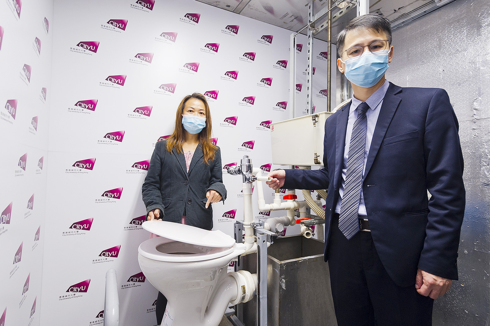 Flushing the Toilet May Fling Coronavirus Aerosols All Over - The New York  Times