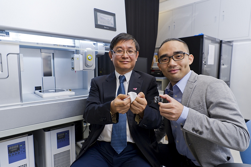 Professor Lu Jian (left), Dr Liu Guo and the research team have developed the world's first-ever 4D printing for ceramics.