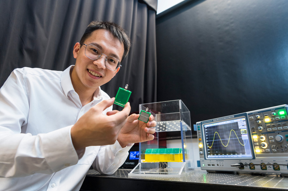  CityU researcher wins distinguished materials science award