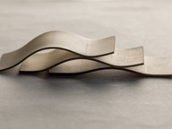Piezoceramics with controllable curves